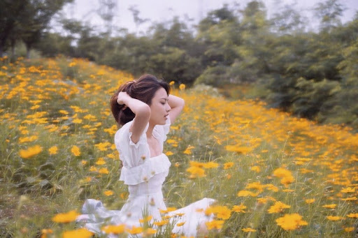 Tổng hợp váy đầm maxi trắng chụp ngoại cảnh biển đẹp cho cô gái  Thời  trang  Việt Giải Trí